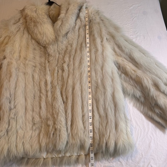 Vintage Saga Blue Fox Finland Stroller Fur Jacket White Silver Size L Beautiful! - Picture 16 of 16